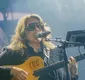 
                  Ana Carolina se enfurece com equipe após falha em show na Bahia