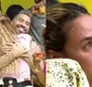 
                  BBB 26: Sarah cai no choro após abraço em Gil do Vigor: 'Não queria'
