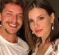 
                  Camila Queiroz surpreende e mostra rosto da filha pela 1ª vez