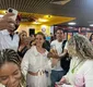 
                  Carnaval 2026: Paolla Oliveira causa alvoroço em aeroporto de Salvador