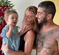 
                  Filha de Pedro Scooby vai para emergência e saúde assusta mãe