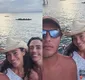 
                  Filho de Ivete Sangalo curte dia de praia com Bruna Marquezine na BA
