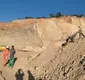 
                  Homem morre soterrado em pedreira interditada no sudoeste da Bahia