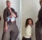 
                  Lore Improta grava vídeo inusitado com filhos e Liz rouba a cena