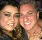 
                  Luciano Huck revela presente inusitado de Preta Gil: 'Beijo triplo'