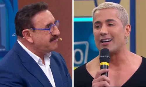 
					Ratinho é acusado de homofobia após comentário sobre Tiago Piquilo
				
				