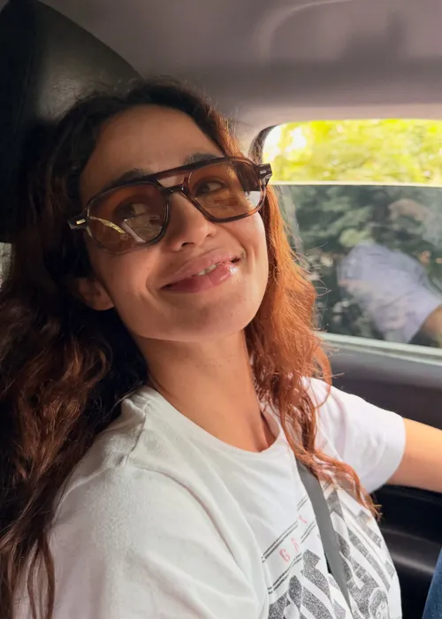 
					Nanda Costa ganha carinho de ex-nora de Preta Gil após negar namoro
				
				