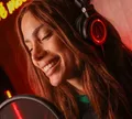Anitta surge com camisa da Grande Rio antes de anúncio como rainha
