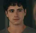 Quem Ama Cuida: Mau Mau e Felipe saem juntos, mas encontram desafeto