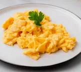 Ovo mexido estilo nuvem: o segredo do café da manhã super cremoso pronto em poucos minutos
