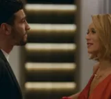 Quem Ama Cuida: Dora esquece Ademir e engata de vez romance com André