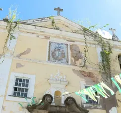 Justiça é acionada para evitar desabamento de igreja em Salvador