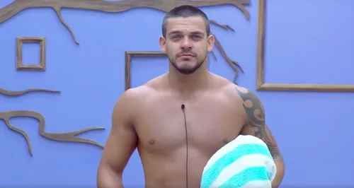 
					A Fazenda: veja como estão 10 galãs da história do reality show da Record
				
				