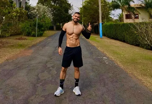 
					A Fazenda: veja como estão 10 galãs da história do reality show da Record
				
				