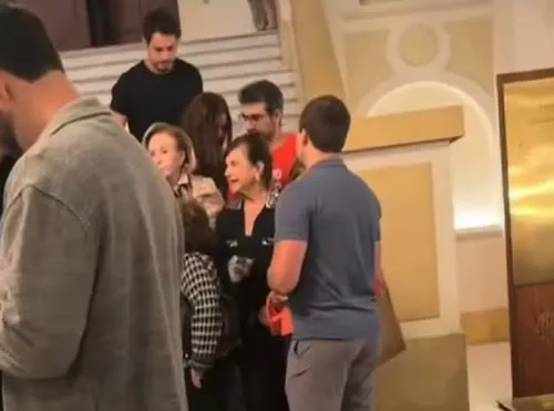 
					Anitta e Danilo Mesquita são flagrados juntos pela 1ª vez; VÍDEO
				
				