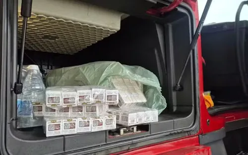 
					Apreendidas na Bahia mais de 2,7 mil ampolas de tirzepatida em carga
				
				