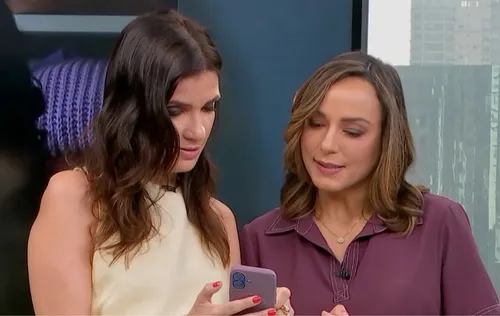 
					Apresentadora da Globo leva bronca da mãe ao vivo
				
				