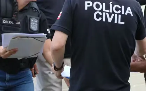 
					Três investigados por roubos em coletivos são presos em Salvador
				
				