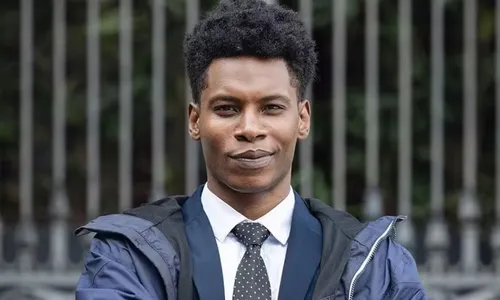 
					Dança dos Famosos: ator de 'Quem Ama Cuida' é confirmado no reality
				
				
