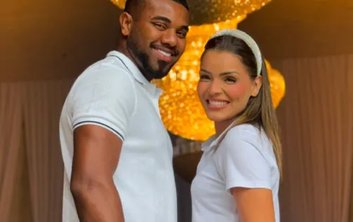 
					Davi Brito ostenta e marca festão de casamento avaliado em R$ 2 mi
				
				