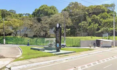 
					Exército apura furto de coletes à prova de balas em Salvador
				
				
