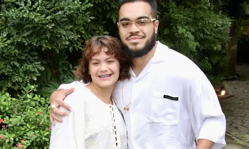 
					Famosos marcam presença em aniversário da mãe de Preta Gil; fotos
				
				