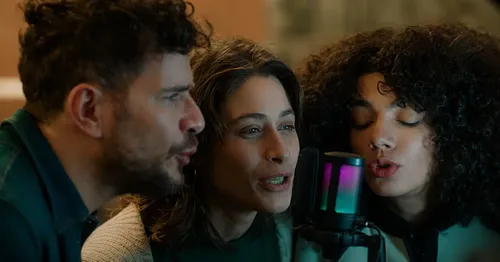 
					Jorge Furtado volta às comédias com Luisa Arraes e Daniel de Oliveira
				
				