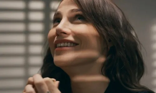 
					Quem Ama Cuida: Adriana revela segredo e traça vingança; veja vítima
				
				