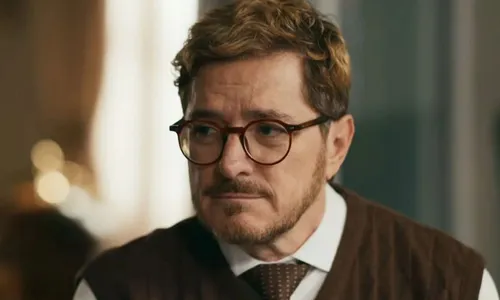
					Quem Ama Cuida: Iuri é descoberto por personagem e entrega a verdade
				
				