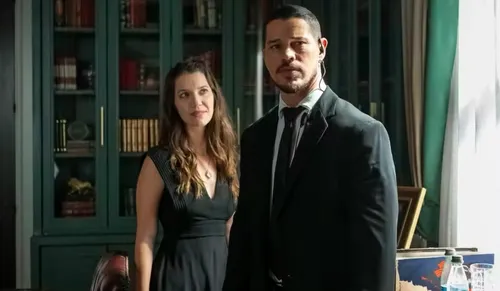 
					Quem Ama Cuida: veja fotos de Adriana encontrando a fortuna secreta
				
				