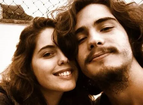 
					Danilo Mesquita evita fotos em show de Anitta após rumores de affair
				
				