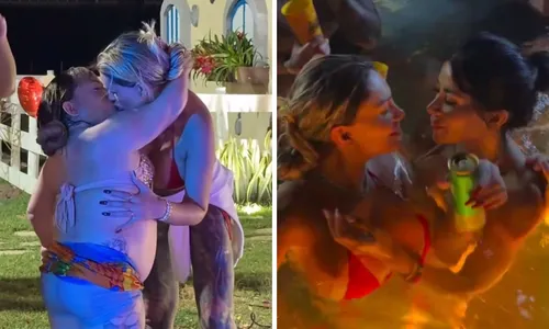 
					Rancho do Maia: Andressa Urach é flagrada aos beijos com Ingrid Ohara
				
				