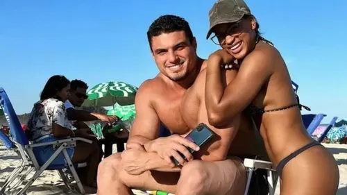 
					Rebeca Andrade foi noiva e affair de craque do vôlei; lembre romances
				
				