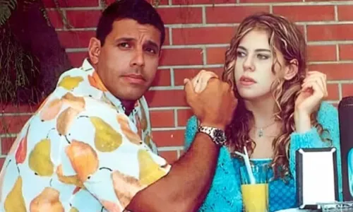 
					SBT bate o martelo e escolhe novela com Bárbara Paz para novo horário
				
				