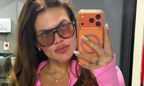 
					Thais Carla se impressiona ao revelar novo peso: 'Tô passada'
				
				