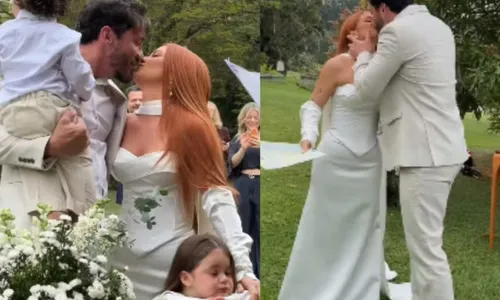 
					Viih Tube e Eliezer se casam no civil e vestido chama atenção na web
				
				