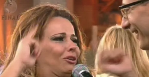 
					Viviane Araújo se arrependeu de 'A Fazenda'? Atriz abre o jogo
				
				