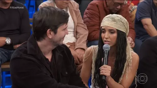 
					Vladimir Brichta chora com declaração da filha Agnes: 'Foi pai e mãe'
				
				