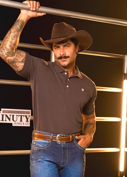 
					A Fazenda 18: inimigo de Ana Paula Renault estará no reality
				
				