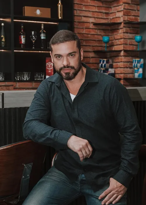 
					A Fazenda: veja como estão 10 galãs da história do reality show da Record
				
				