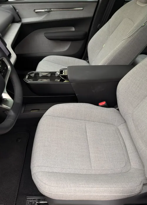 
					Fizemos o test drive do Volvo EX30 Ultra Twin
				
				