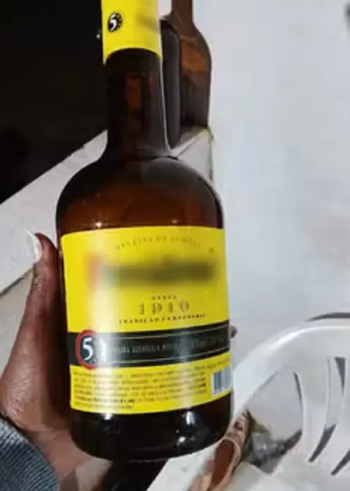 
					Sesab descarta intoxicação em amigos que perderam sentidos após bebida
				
				