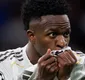 
                  Real Madrid confirma renovação de contrato de Vini Jr