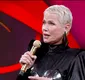 
                  Xuxa quebra protocolo e manda indireta para Mara Maravilha ao vivo