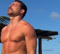 Cauã Reymond relembra invasão em mansão de luxo e fotos íntimas feitas por drone: 'Não era meu melhor ângulo'