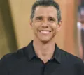 Márcio Garcia fecha retorno à Globo e deve ganhar novo programa