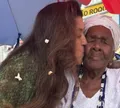 Regina Casé faz forte desabafo após morte de Dona Matilde, figura icônica de Salvador, aos 102 anos
