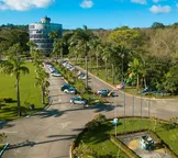 Estudantes são hospitalizados após termômetro com mercúrio quebrar em universidade na Bahia