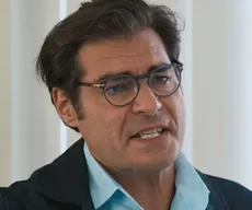 Por Você: Gabriel alivia a alma e dá soco na cara de Junqueira após humilhações