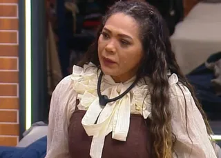 A Fazenda 18: Darlin fica aos prantos e envolve Ivete Sangalo novo desabafo